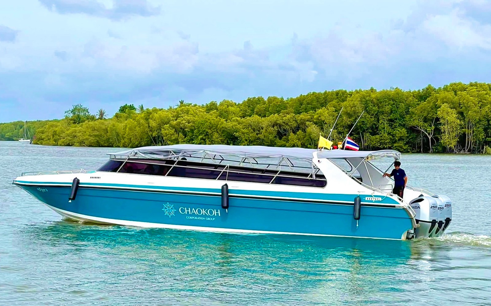 From Phi Phi: Maya Bay Speedboat Tour with Snorkeling — gallery 1