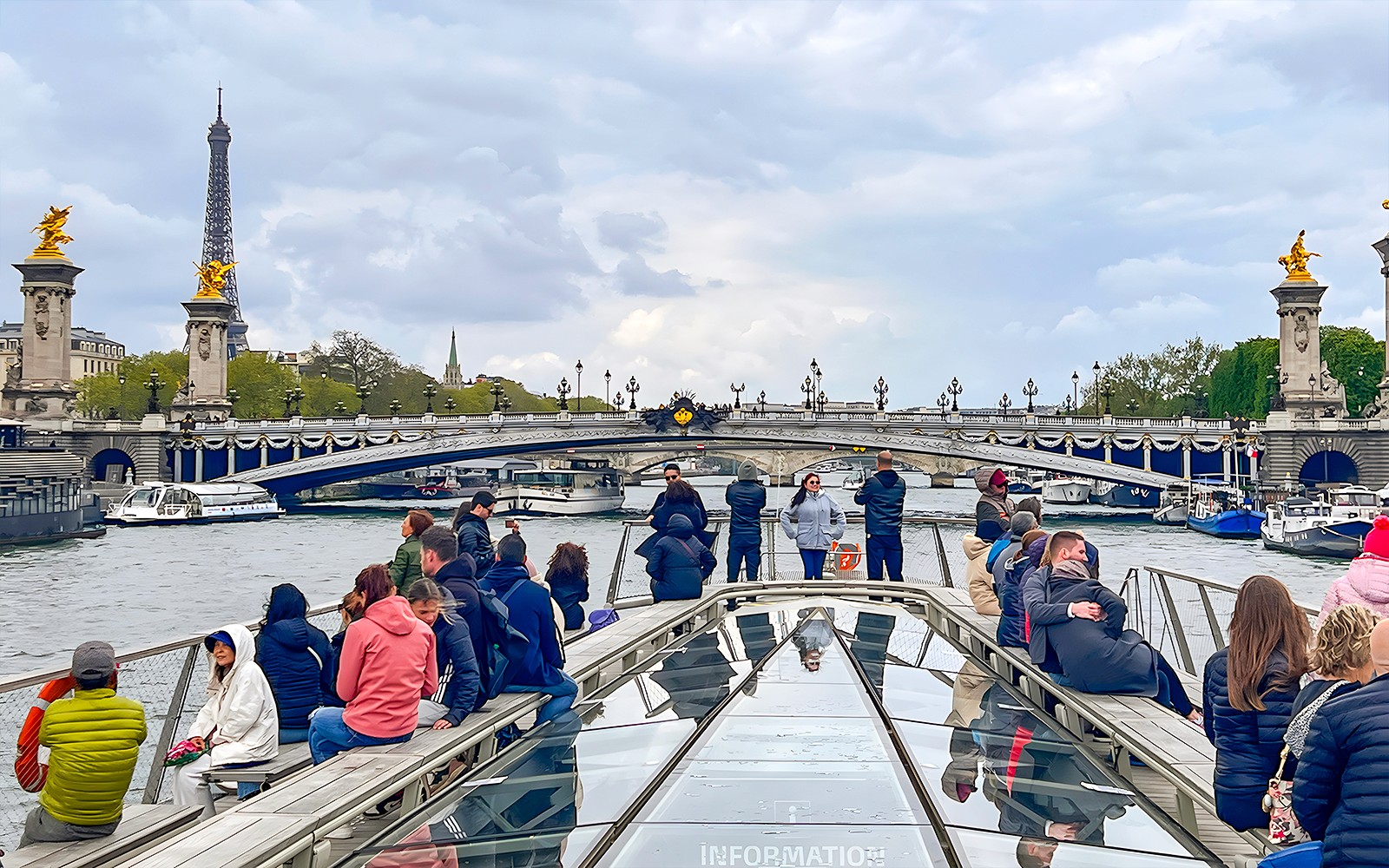 Combo: Louvre Museum Reserved Access Tickets + Seine River Cruise — gallery 2