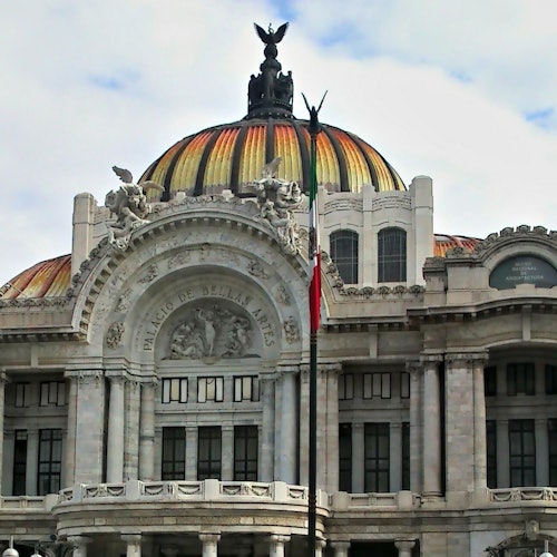 Palaces of Mexico City: Guided Walking Tour