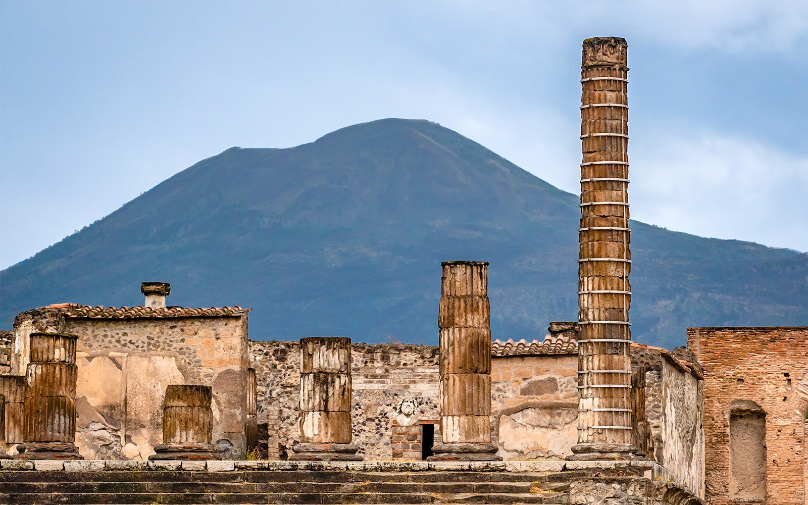From Rome: Pompeii Guided Tour and Mount Vesuvius Day Trip