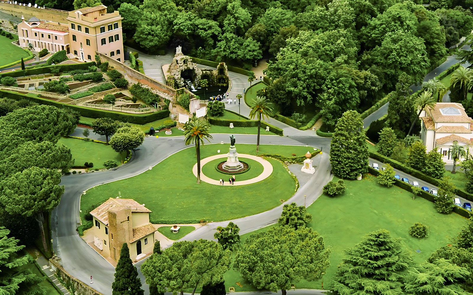 Vatican Museums Tickets with Vatican Gardens Open Bus Tour — gallery 4