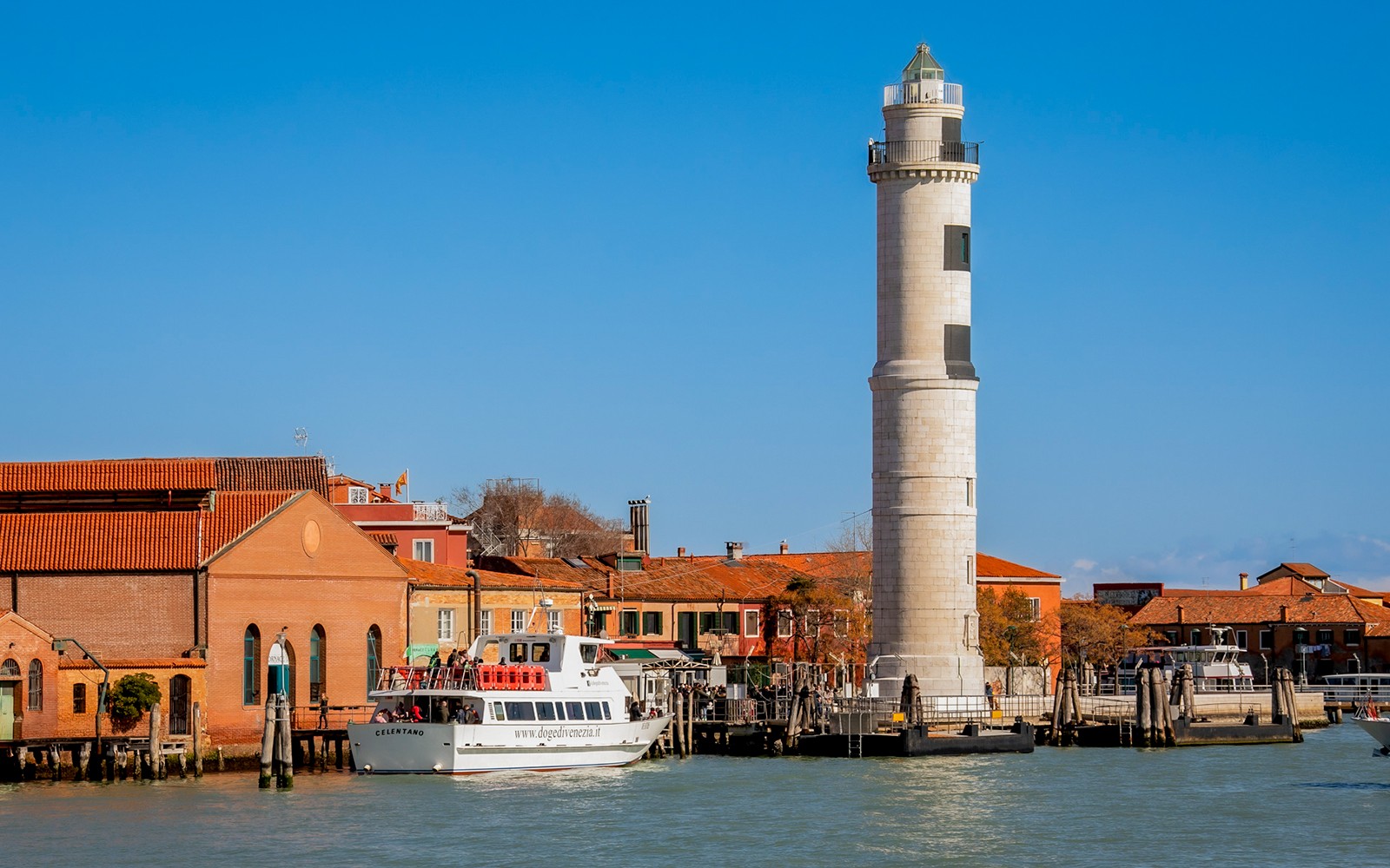 From Punta Sabbioni: Murano, Burano & Torcello Islands Boat Tour with Glass Blowing