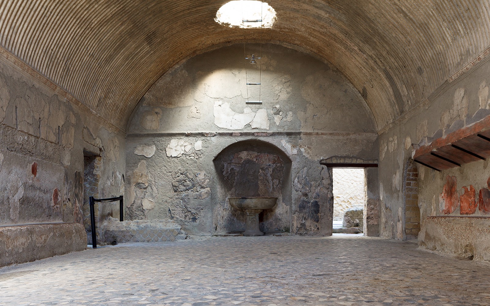 From Sorrento: Herculaneum Skip-the-Line Guided Tour — gallery 4