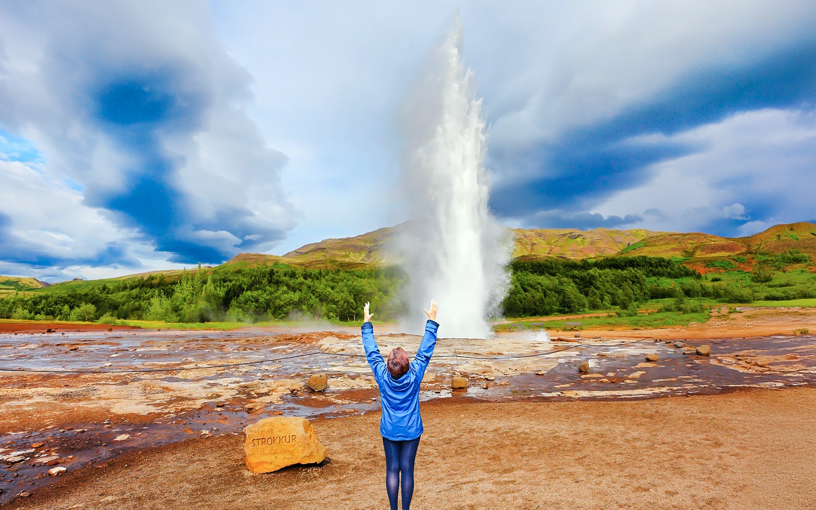 From Reykjavik: Day Tour of Golden Circle, Kerid Crater & Secret Lagoon
