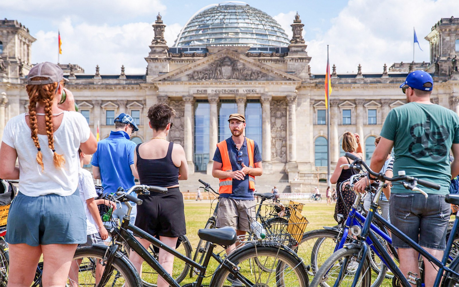 3.5-Hour Guided Bike Tour of Berlin's Best Highlights — gallery 3