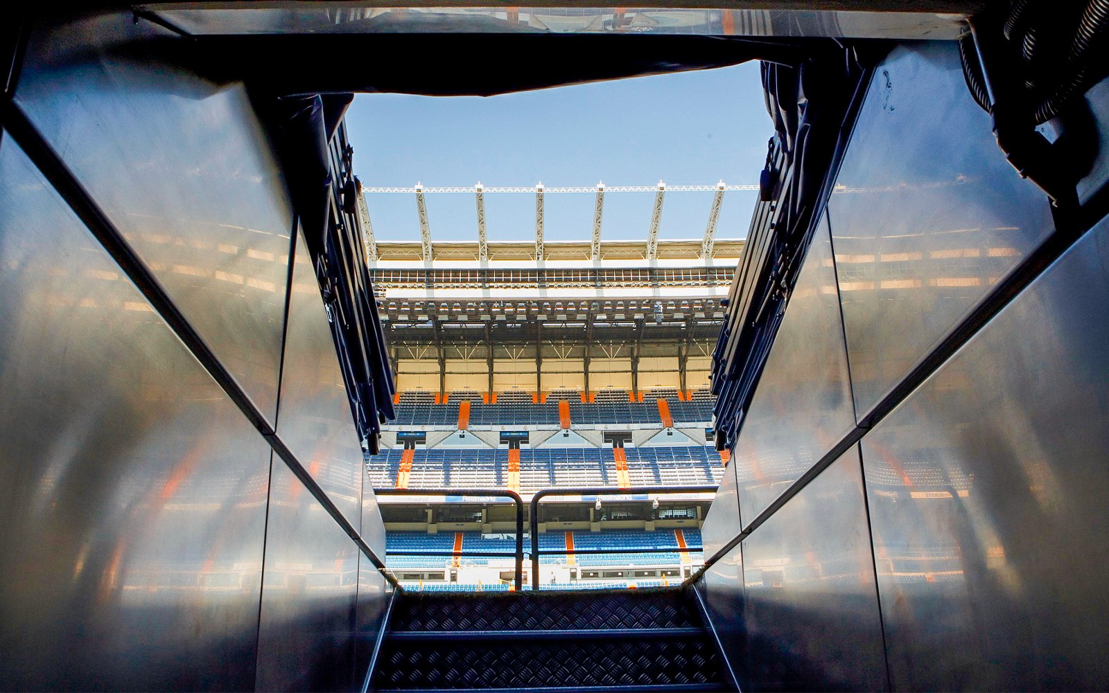 Santiago Bernabéu Stadium Tour Tickets  
