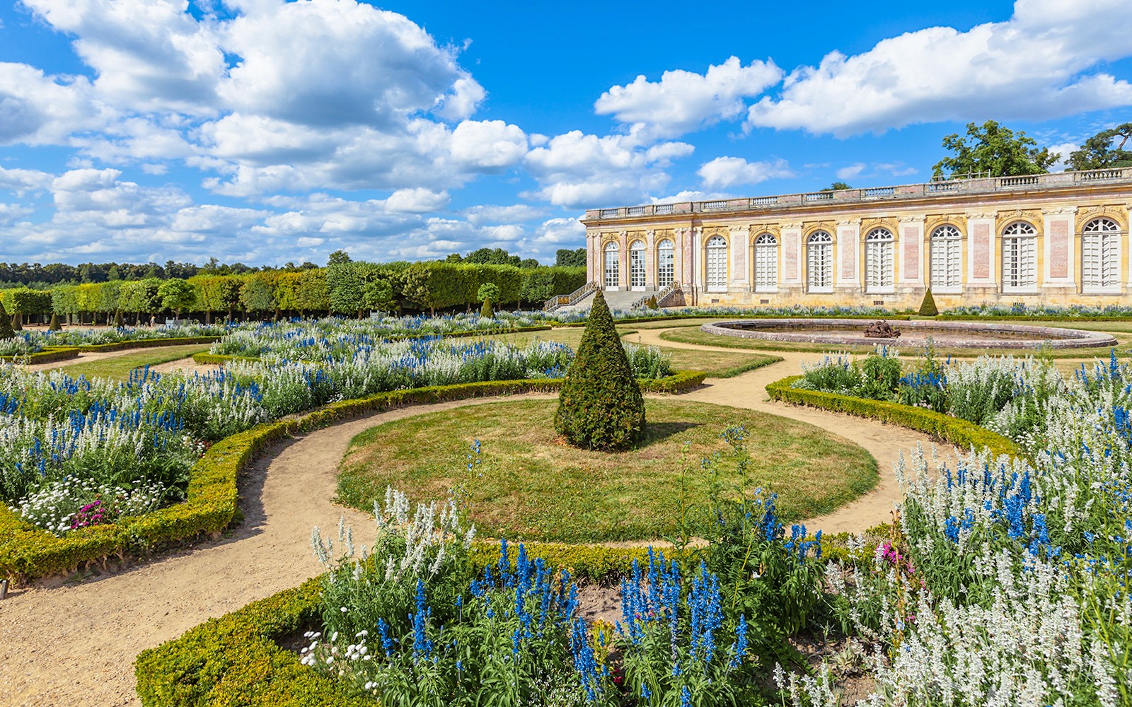 Trianon Estate and Marie-Antoinette Estate Skip-the-Line Tickets — gallery 4