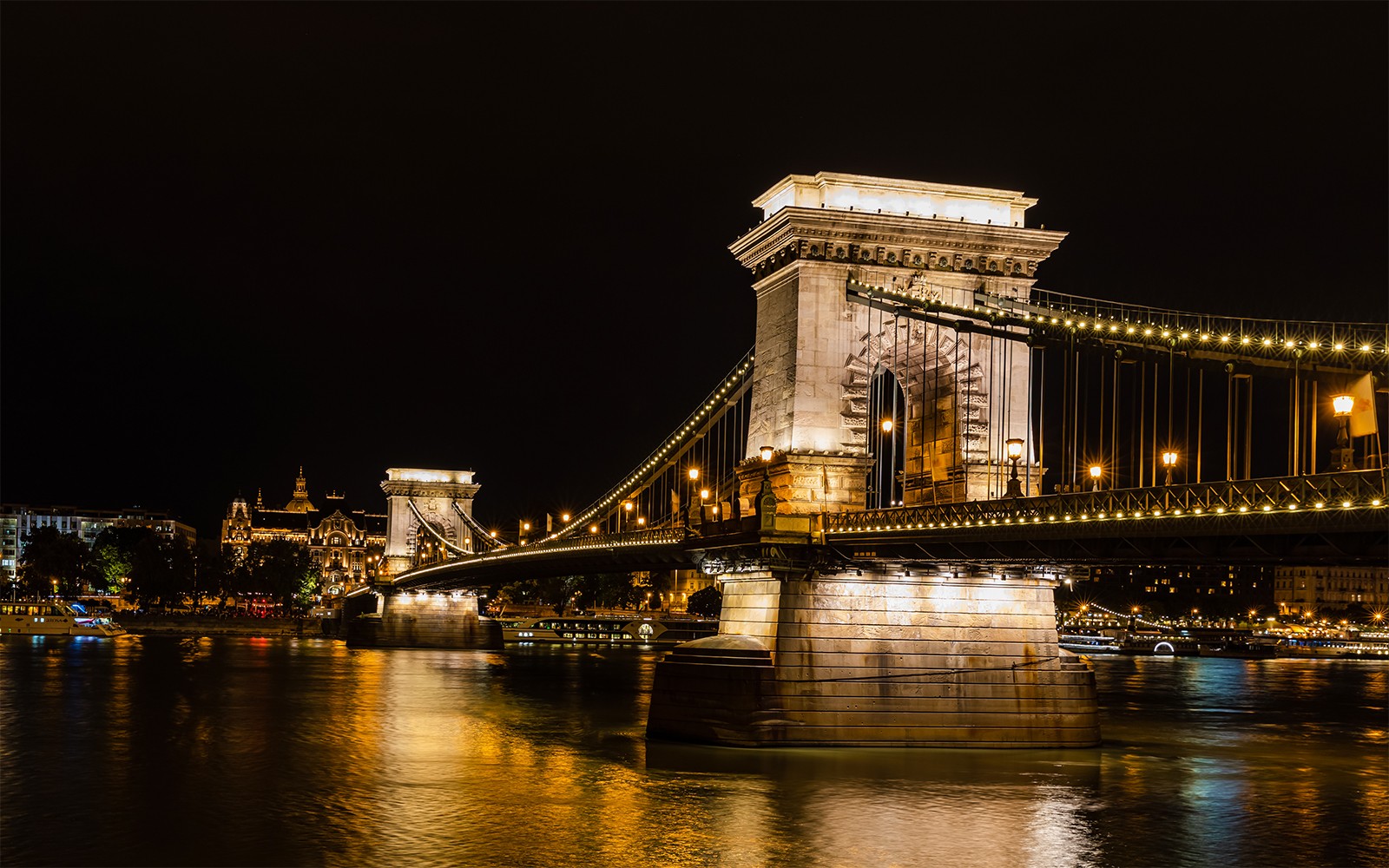 Budapest Danube River Dinner Cruise
