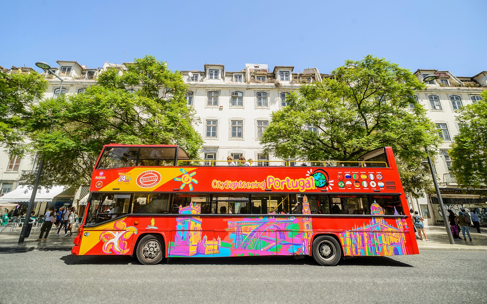 City Sightseeing: Lisbon Hop-on Hop-off Bus Tour with Optional Boat Tour
