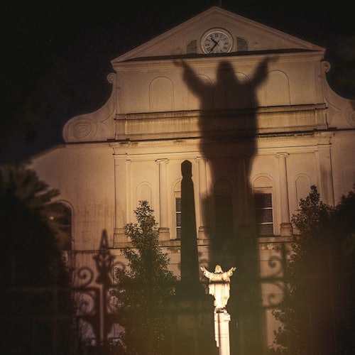 Ghosts, Gods & Gangsters: Paranormal & Dark Psychology Tour