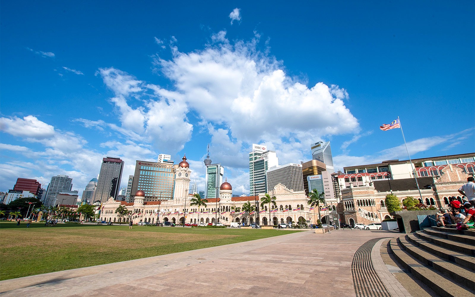 From Kuala Lumpur: Private Day Tour of Batu Caves, Kuala Lumpur City & Putrajaya with Transfers — gallery 3