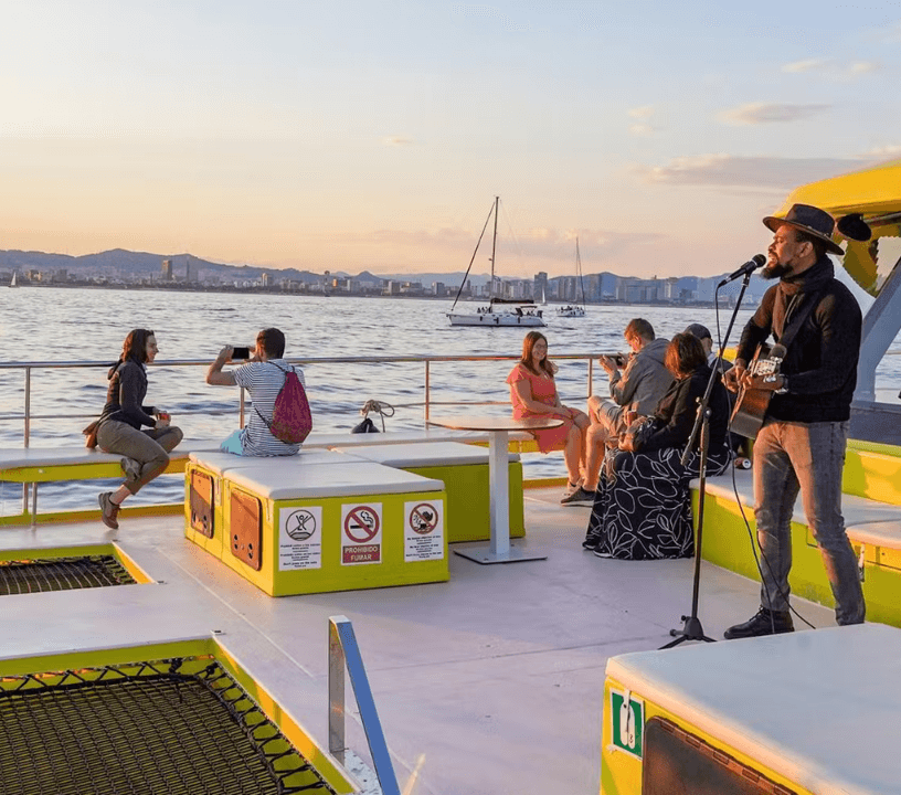 Barcelona City Tour: Hop-on Hop-off Bus Tour 