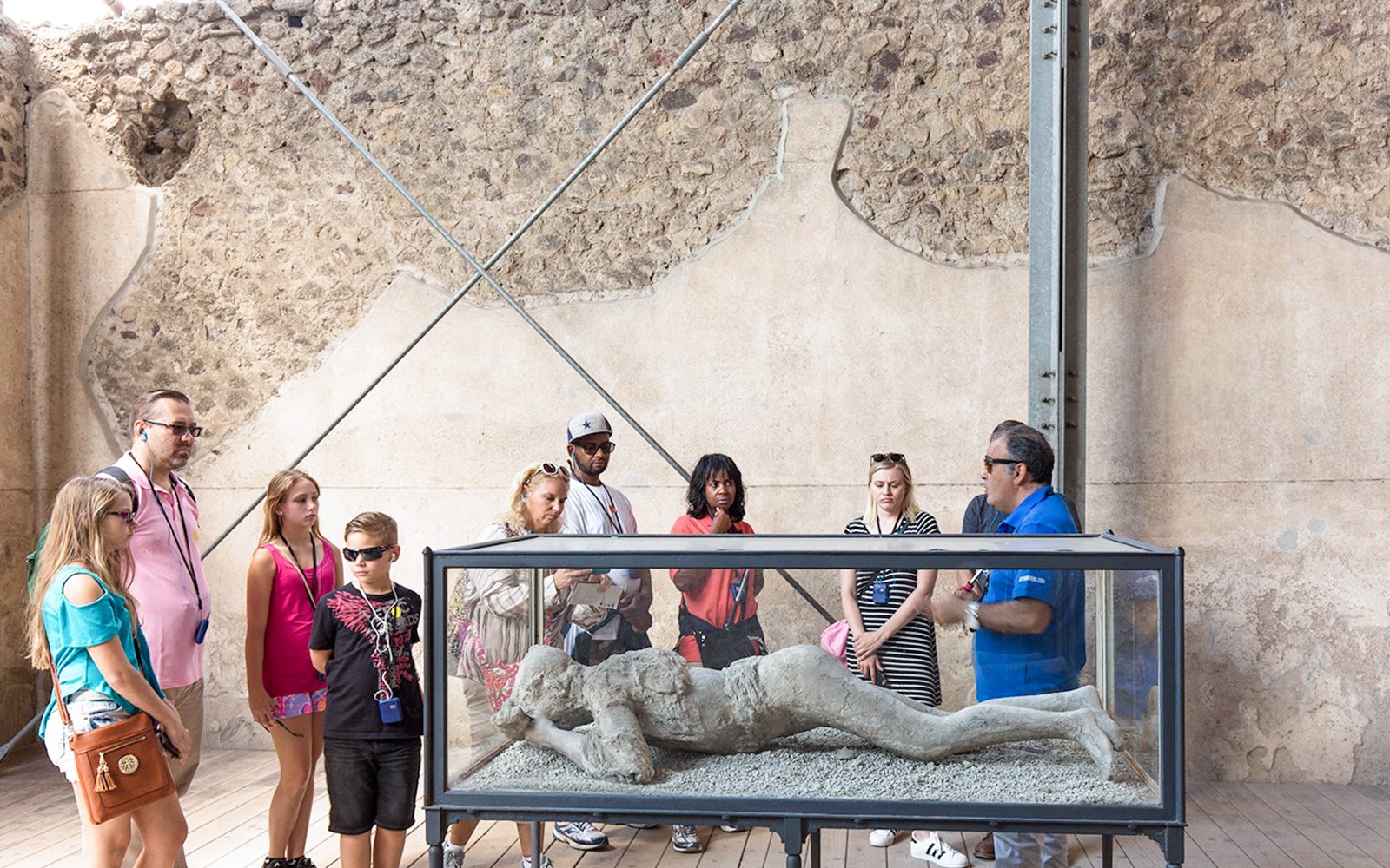 From Naples: Pompeii, Herculaneum & Vesuvius Day Trip with Transfers