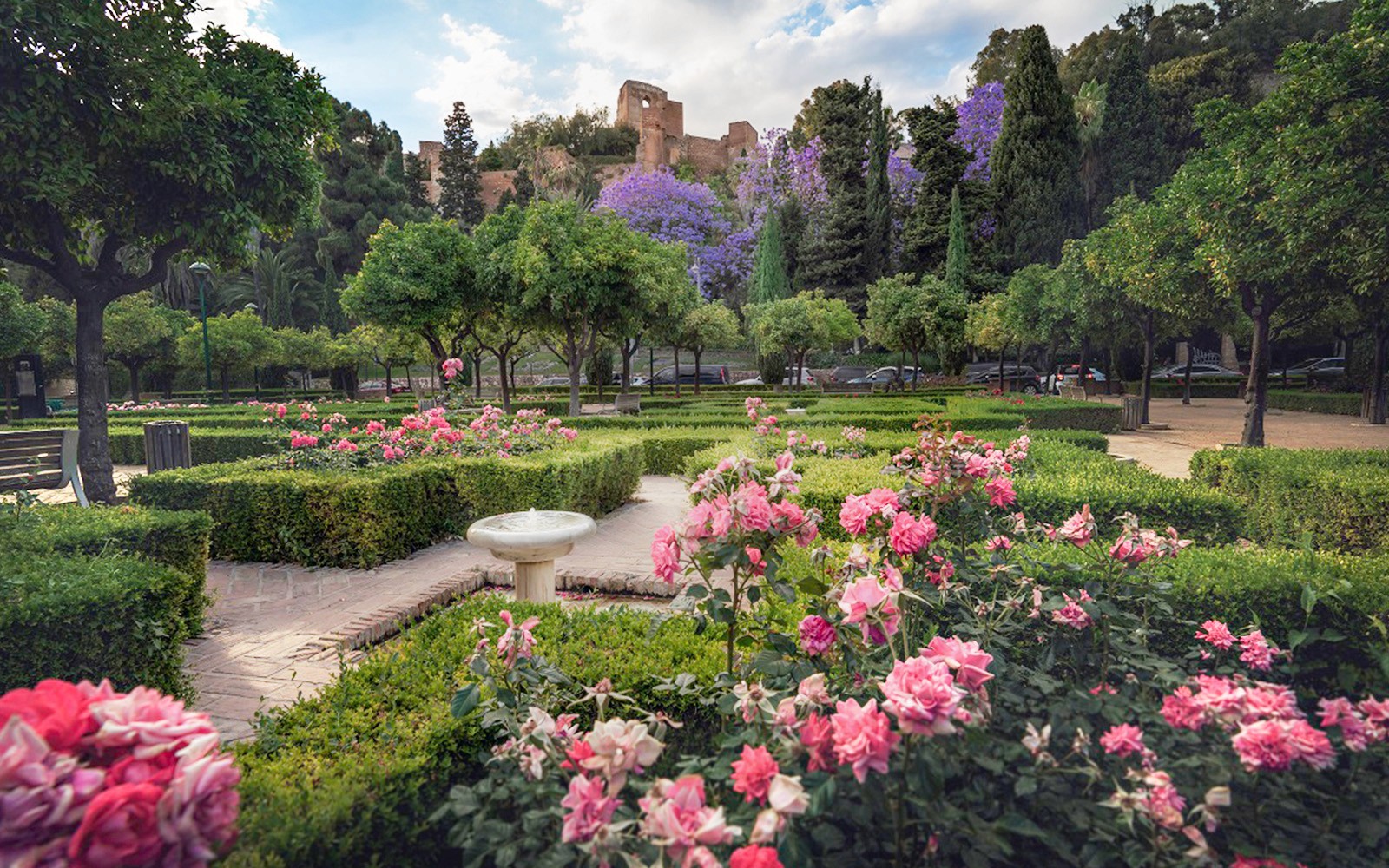 1.5-Hour Walking Tour of Roman Theater & Alcazaba Castle