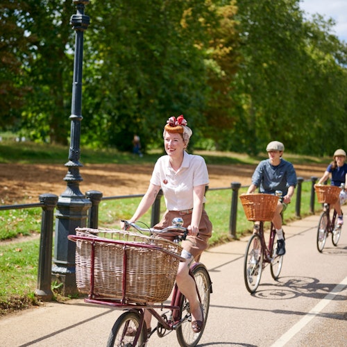 London: Landmarks & Gems Bike Tour — gallery 1