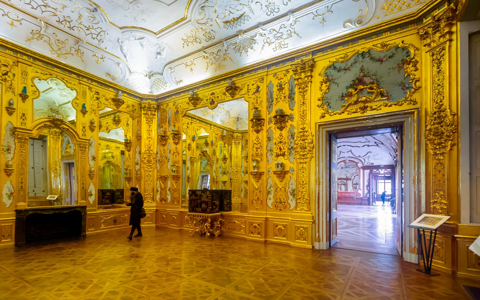 Combo: Vienna Hop-on Hop-off Bus Tour + Schönbrunn Palace & Belvedere Palace Tickets — gallery 3