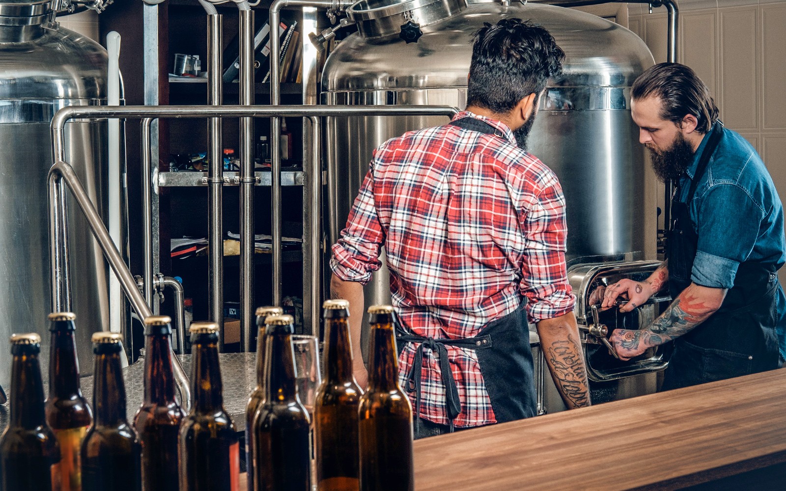 Private Car Tour of Mornington Wineries/Breweries/Eateries from Melbourne