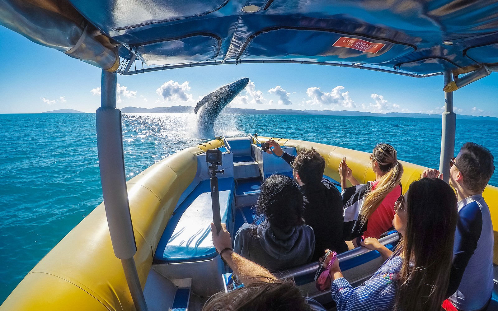 Whitsunday Islands: Fly and Raft Package