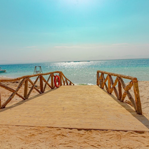 Hula Hula Island: Guided Cruise from Hurghada + Snorkeling + Lunch — gallery 3