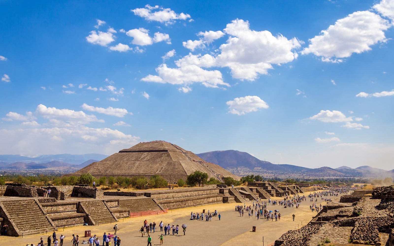 From Mexico City: Teotihuacán Guided Day Tour