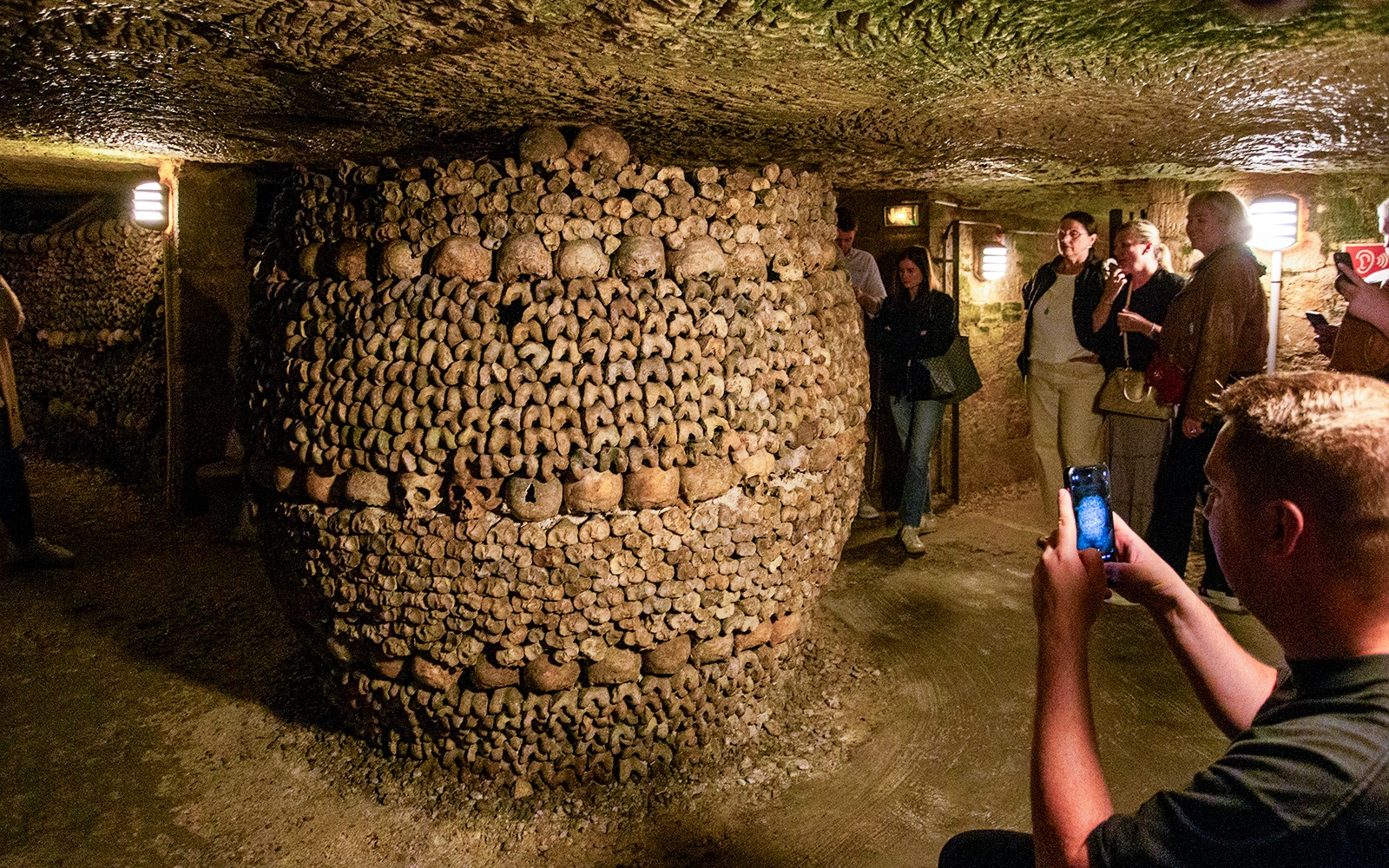 Paris Catacombs English Guided Tour — gallery 3