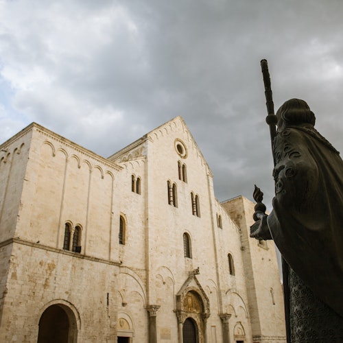 Basilica di San Nicola & Crypta: Guided Tour — gallery 1
