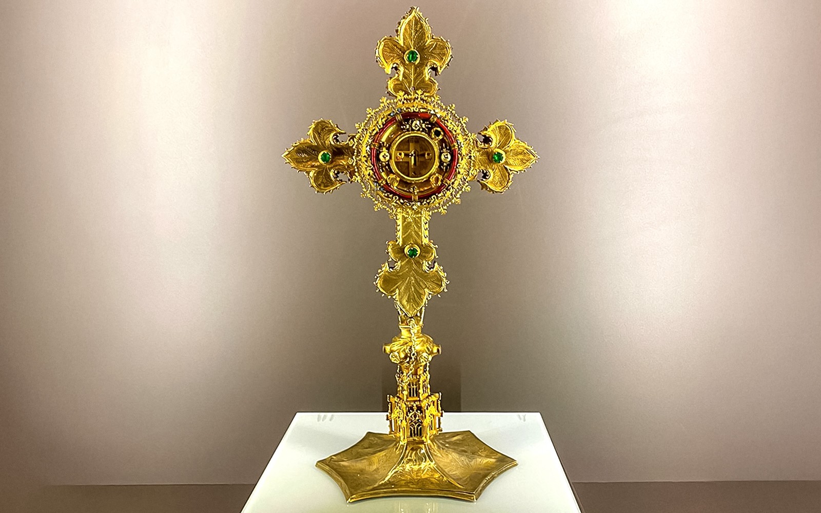 Tower of São Jorge Castle Church Tickets + Free Drink — gallery 4