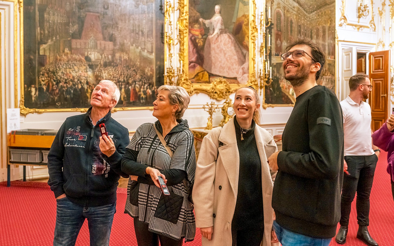 Combo: Vienna Hop-on Hop-off Bus Tour + Schönbrunn Palace & Belvedere Palace Tickets — gallery 1