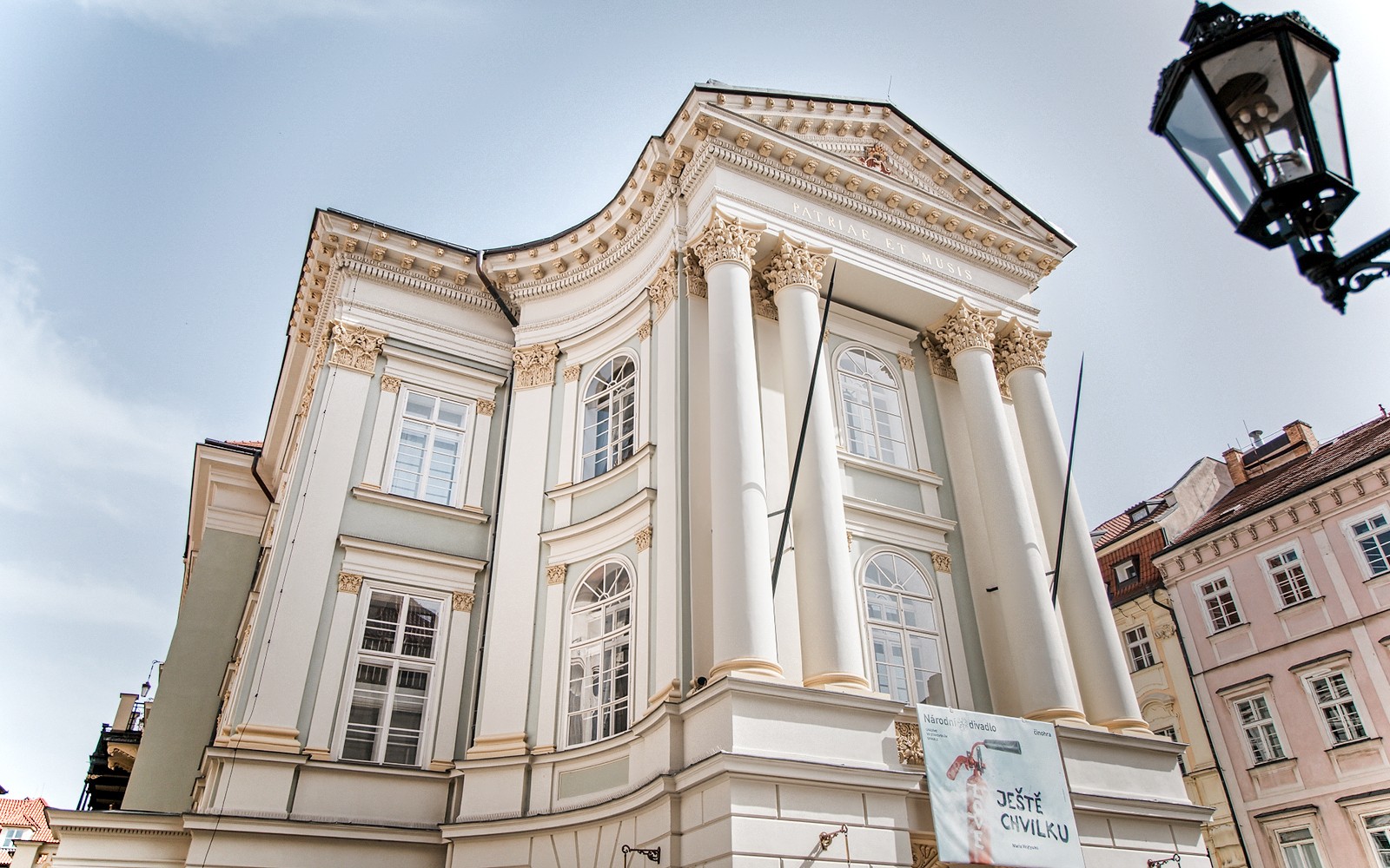 6-Hr Guided Tour of Prague Old Town, Vltava River Cruise & Prague Castle Sightseeing with Lunch — gallery 3