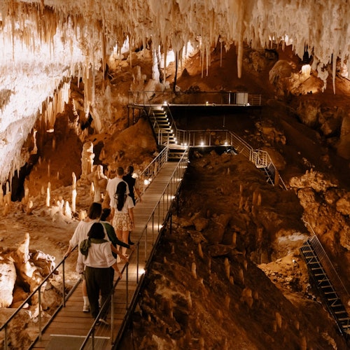 Jewel Cave Guided Tour in Western Australia