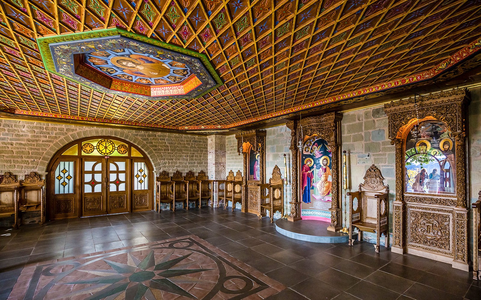 From Athens: Meteora Monasteries & Caves Full-Day Trip with Lunch — gallery 4