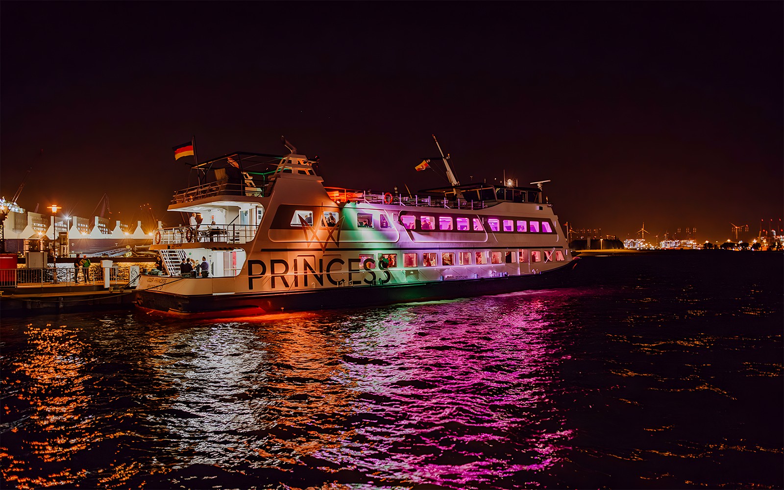 Hamburg Evening Lights Speicherstadt & Harbor Cruise