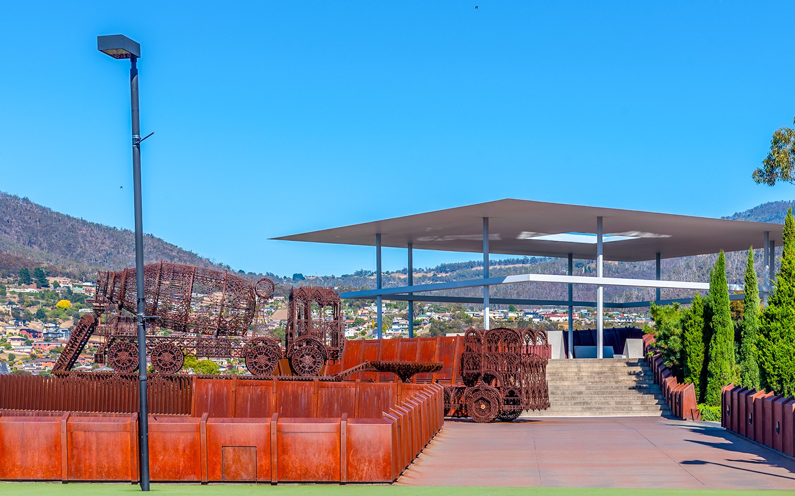 Full-Day Guided City Tour of Hobart & Tickets to MONA