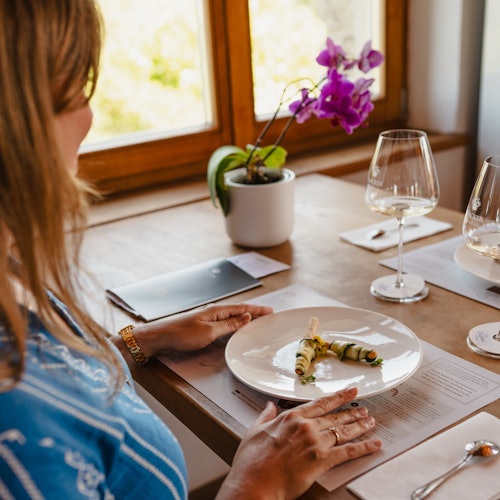 Corte Pavone Winery: Local Wine Tasting With Gourmet Appetizers