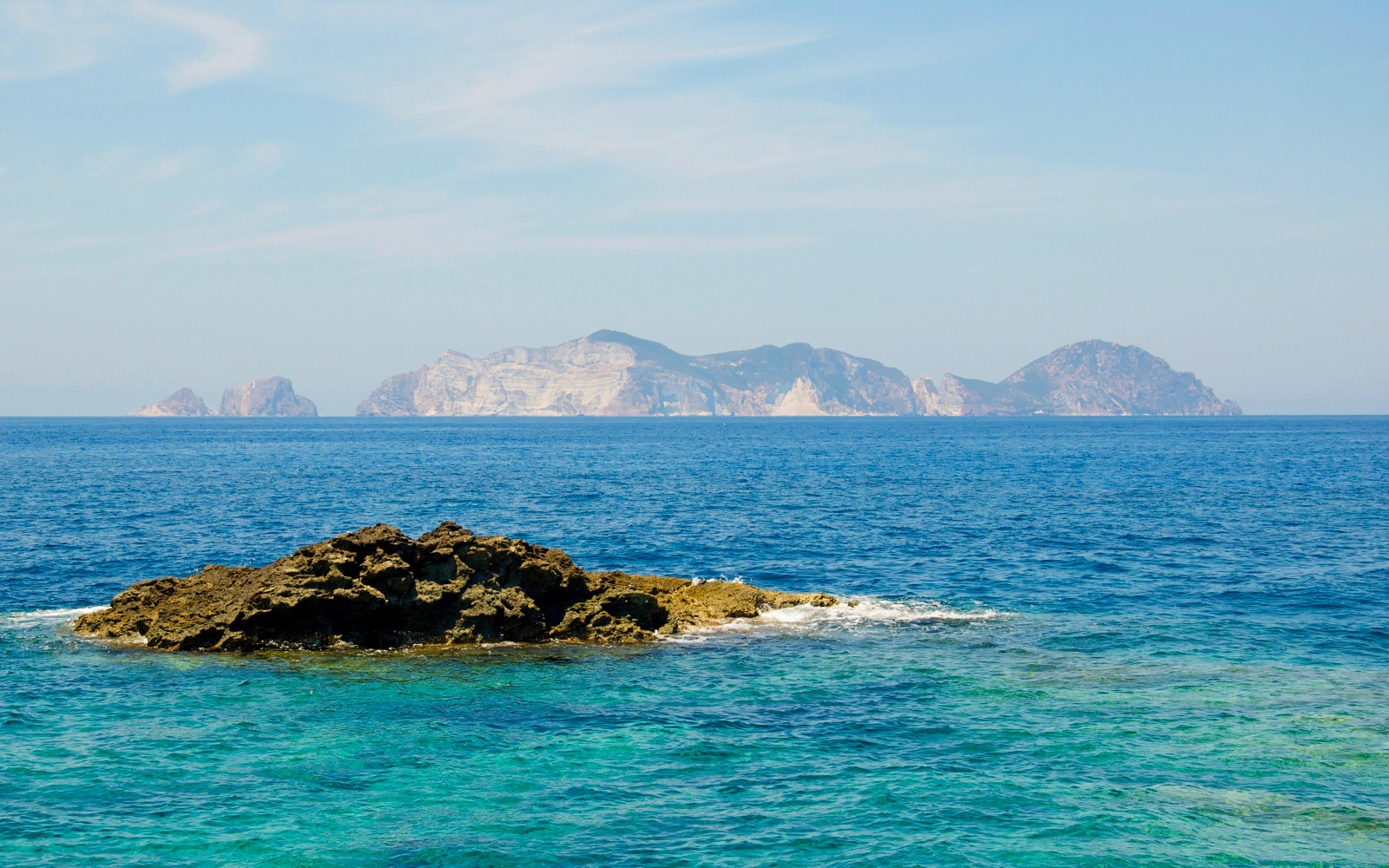 From Rome: Ponza Island Day Trip with Boat Tour and Optional Snorkeling — gallery 3
