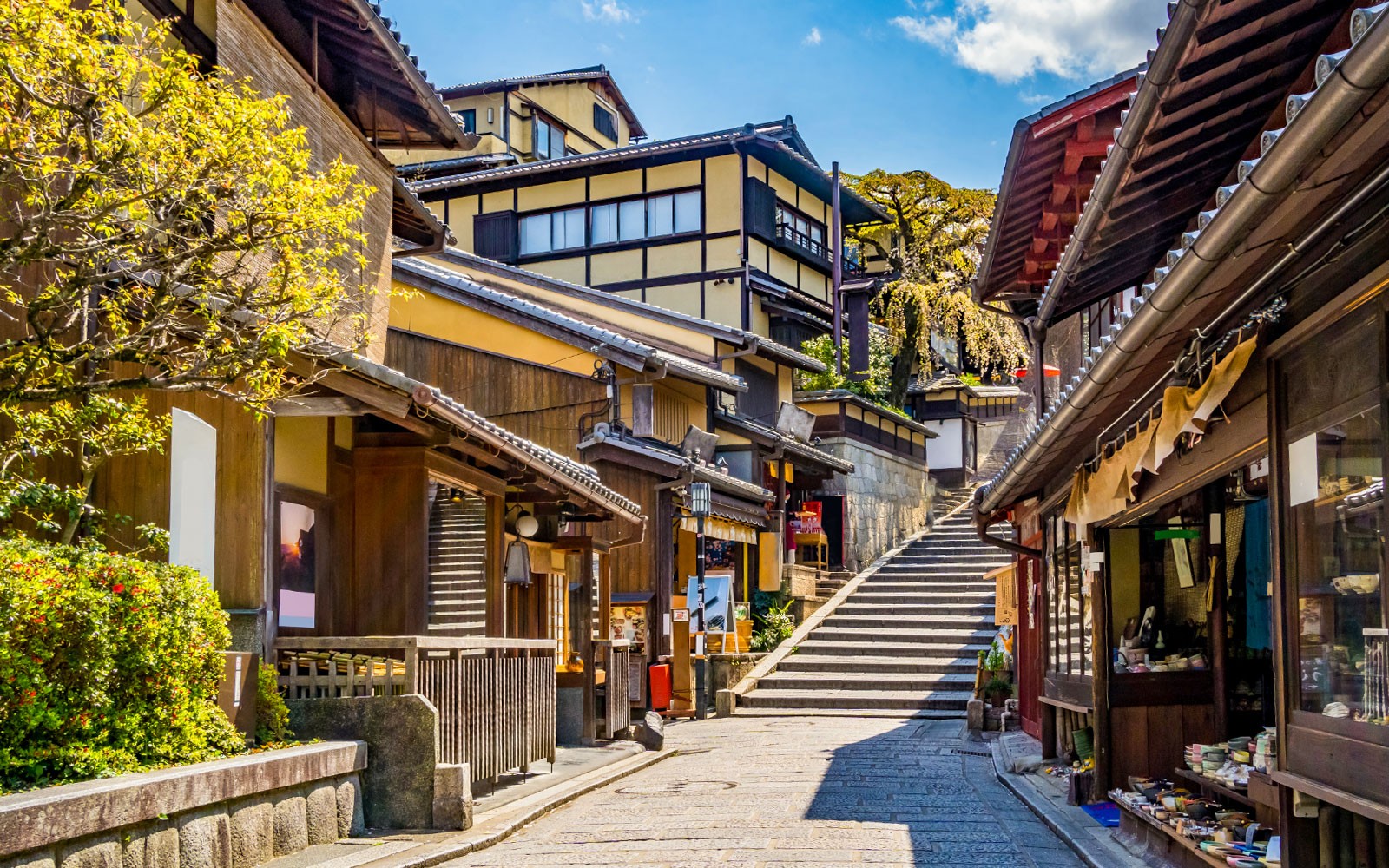 From Kyoto/Osaka: Kinkakuji, Kiyomizu Temple Area, & Fushimi-Inari Shrine Guided Day Tour — gallery 4