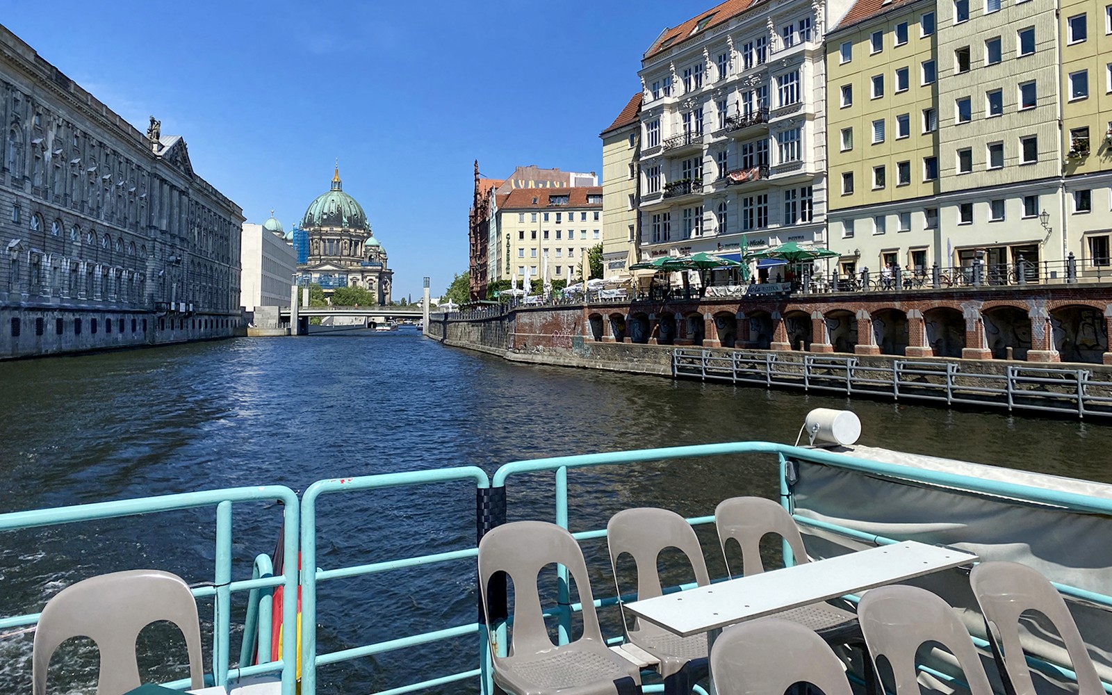 1-Hour Berlin City Highlights Sightseeing Cruise — gallery 3