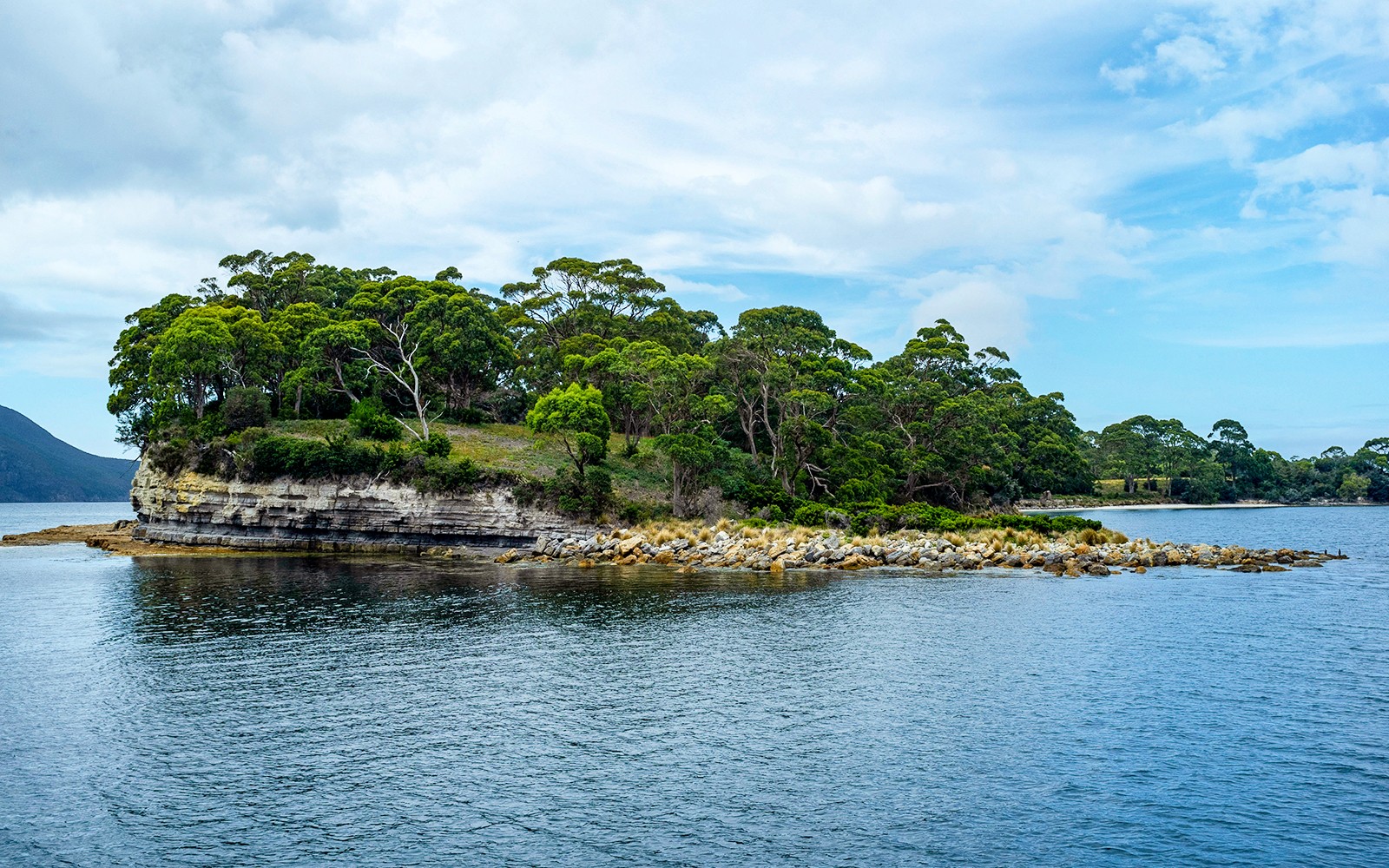 From Hobart: Port Arthur & Tasman Park Guided Tour with Harbor Cruise — gallery 4