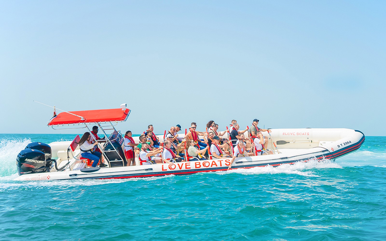 Love Boats Palm Jumeirah 60/75/90 Minutes Tour — gallery 1