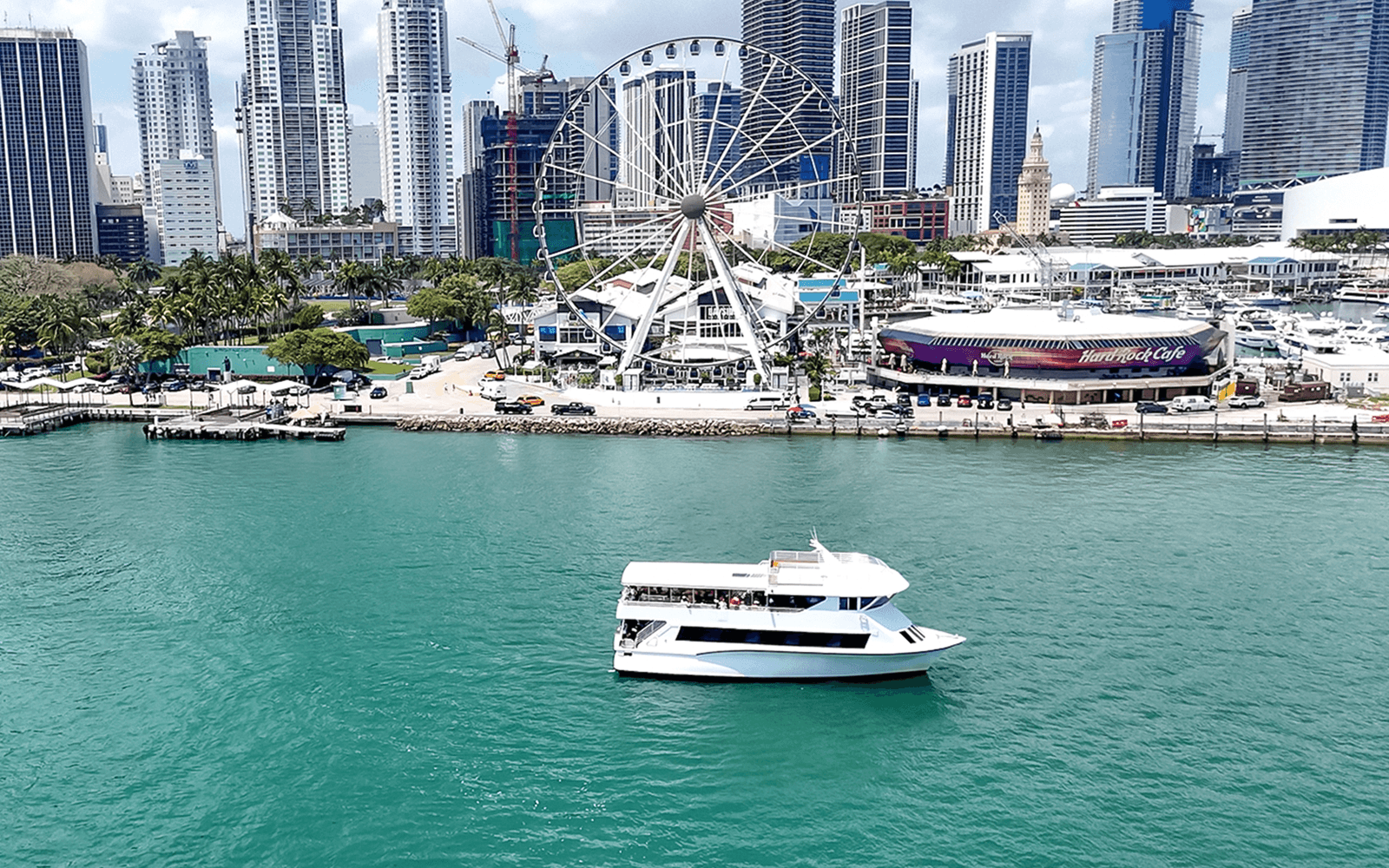 Biscayne Bay & Celebrity Homes Sightseeing Cruise — gallery 1