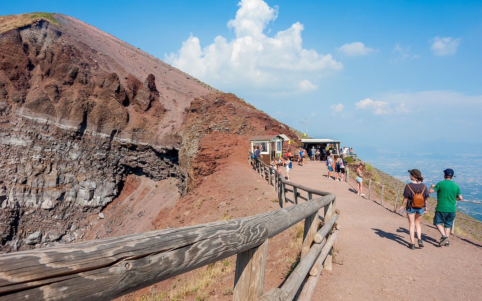 From Naples: Mount Vesuvius & Herculaneum or Pompeii Day Trip