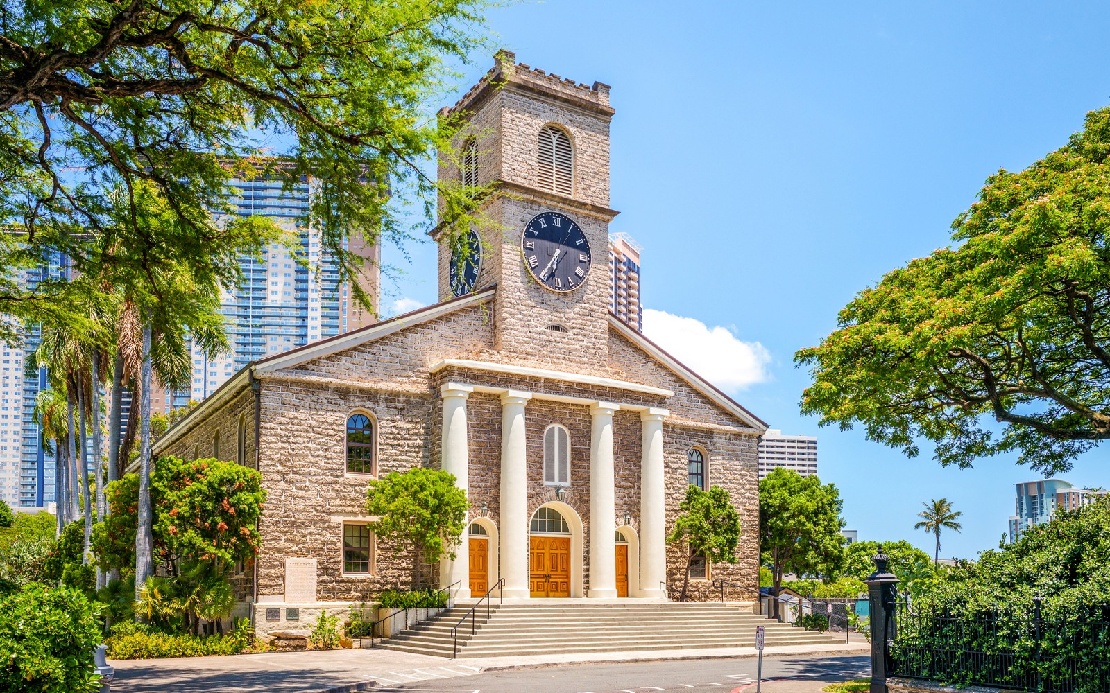 Pearl Harbor, Arizona Memorial, and Honolulu City Half-Day Tour
