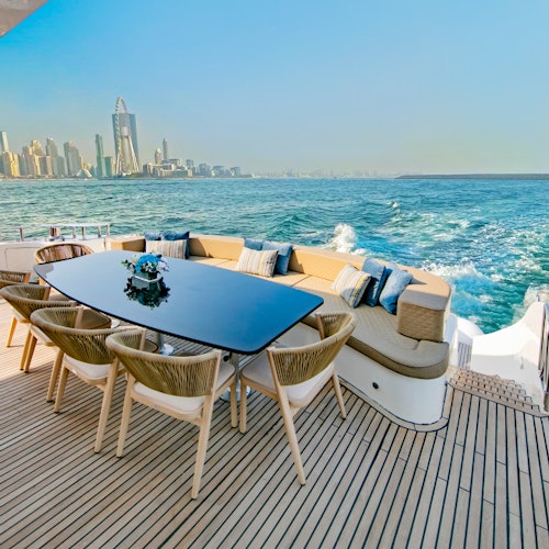 Dubai Harbor: Superyacht Experience with Live Music & Drinks — gallery 1