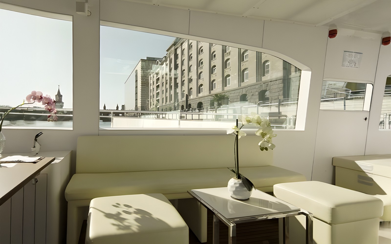 2.5-Hour Berlin City Highlights Sightseeing Cruise