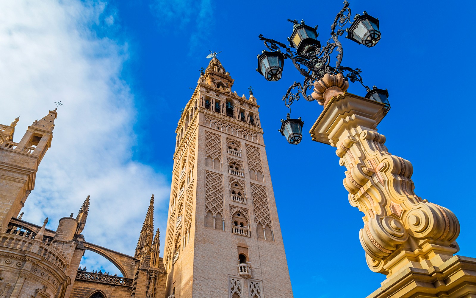 Alcázar of Seville + Seville Cathedral + La Giralda Skip-the-Line Guided Tour
