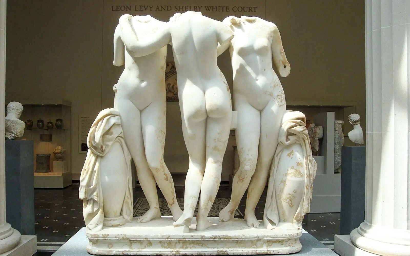 Metropolitan Museum of Art Pre-Orientation Tour with Skip-the-Line Access