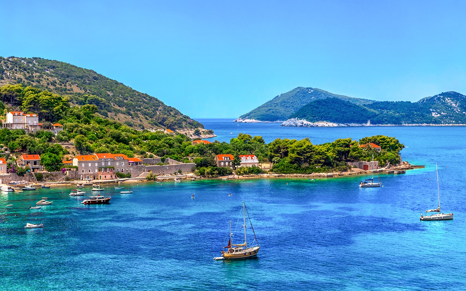 Dubrovnik: Elaphite Islands Cruise with Lunch & Drinks — gallery 1