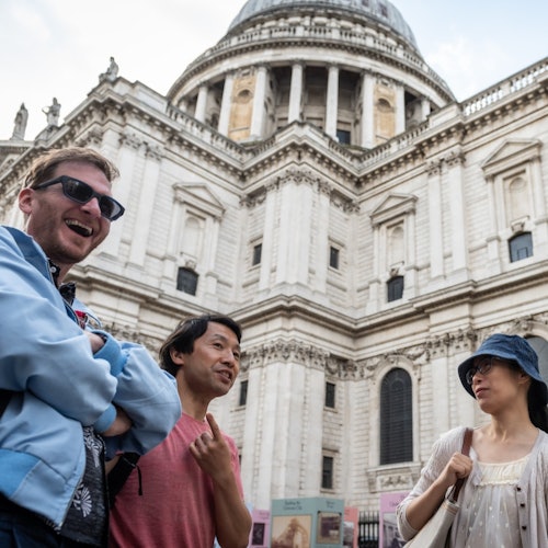 London: 30+ Top Sights Guided Walking Tour + St. Paul's Cathedral Entry