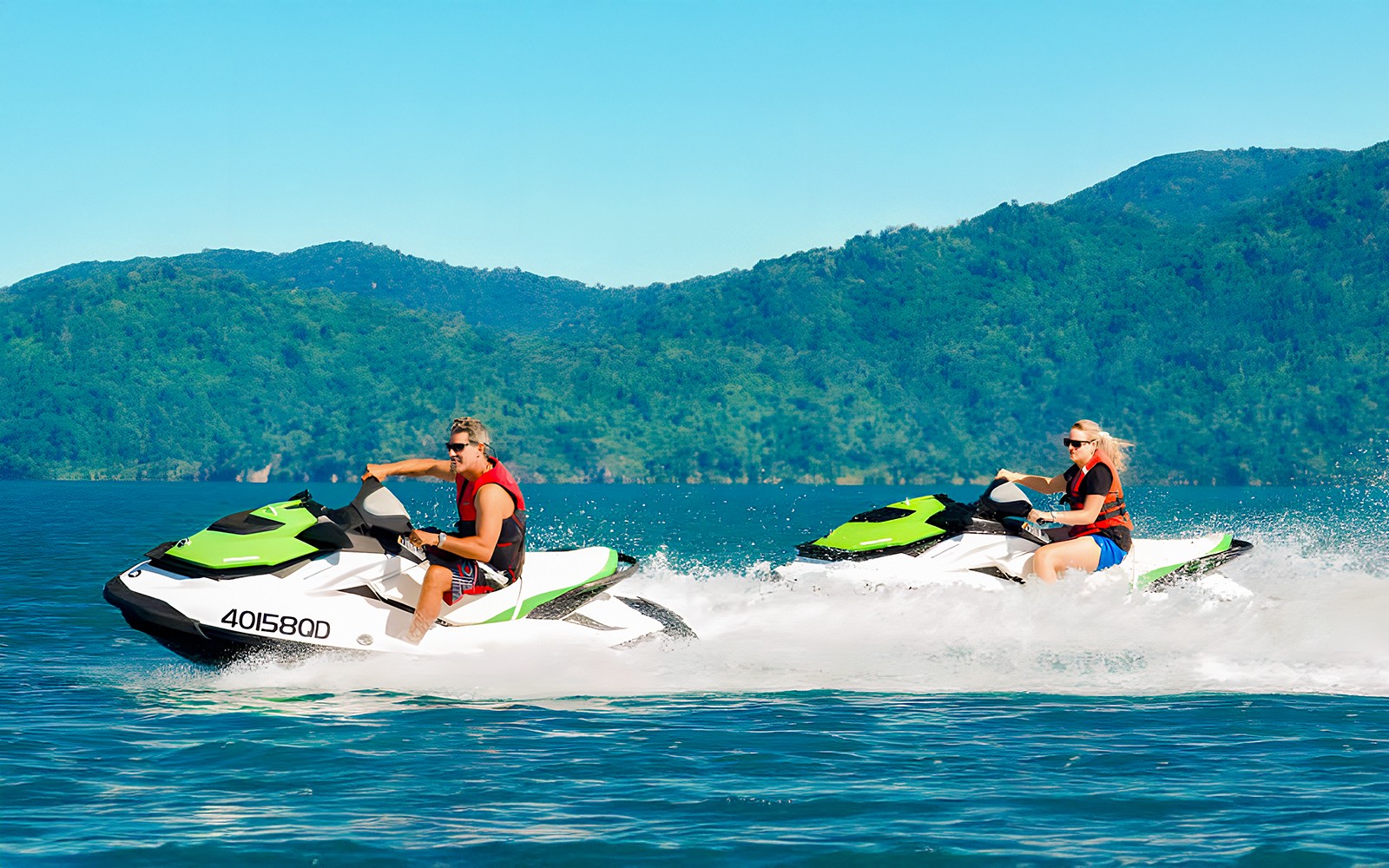 Whitsundays Islands 1.5-Hour Guided Jet Ski Tour