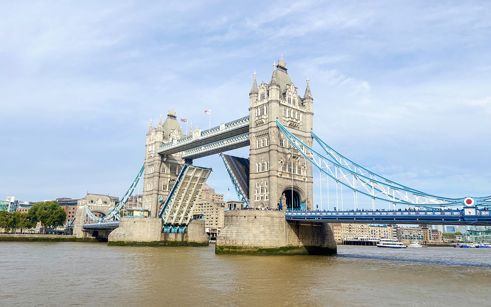 Tower Bridge and Engine Rooms Guided Tour with Thames River Cruise — main image